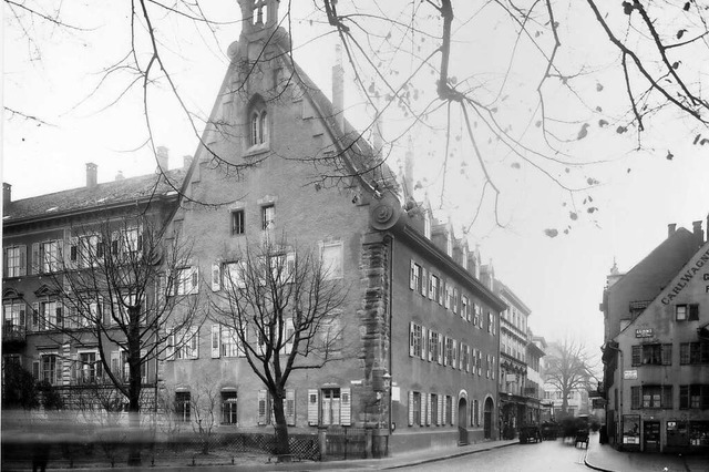 Den prchtigen Westgiebel des einstige...den vom November 1944 gerne erhalten.  | Foto: Augustinermuseum