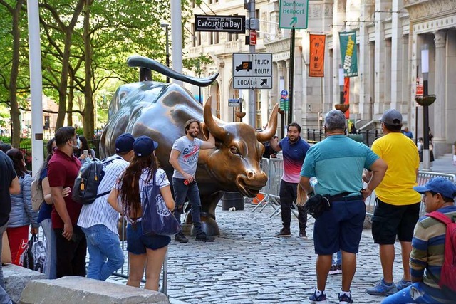 Auf dem Weg zurck in die Normalitt: Menschen in New York  | Foto: Frank Herrmann 