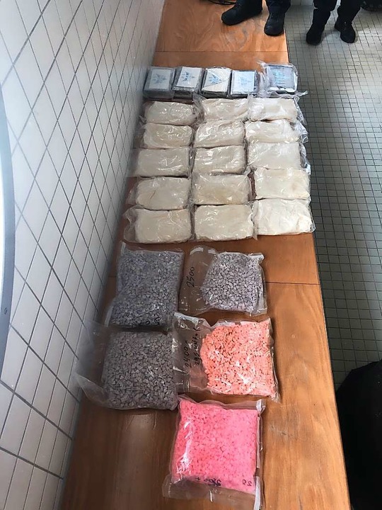 60 Kilogramm an Kokain, Amphetamine, H...ei den Tatverdächtigen sichergestellt.  | Foto: Polizeipräsidium Freiburg