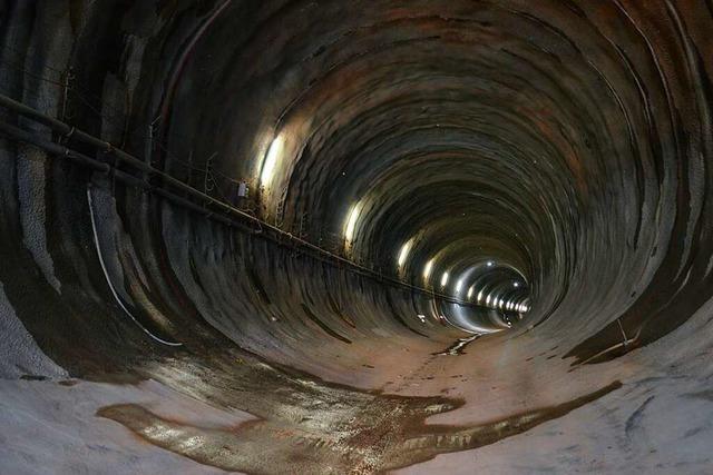 So sieht es im Inneren des neuen Brandbergtunnels in Winden aus