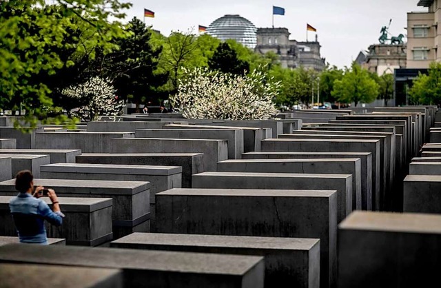 Zentraler Gedenkort: Das Denkmal fr d...ordeten europischen Juden in Berlin    | Foto: Michael Kappeler