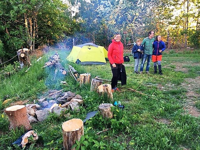 Ein bisschen Wildnis und Abenteuer: En...te Gste das Trekking-Camp in Urberg.   | Foto: privat