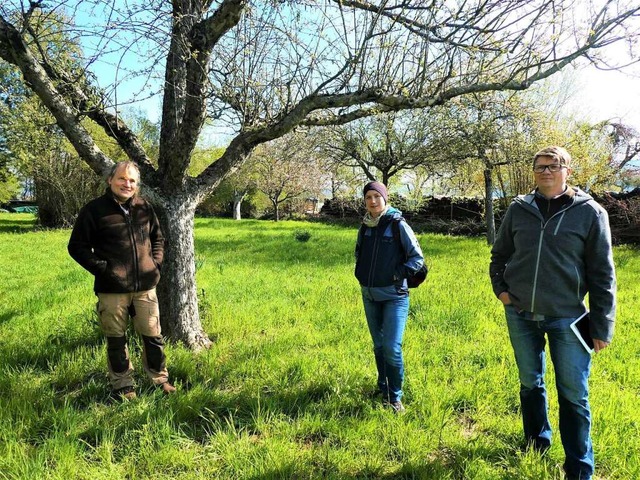 In den Vrstetter Streuobstwiesen (von...h, Martha Koelbing  und Patrick Pyttel  | Foto: Erik Kunz