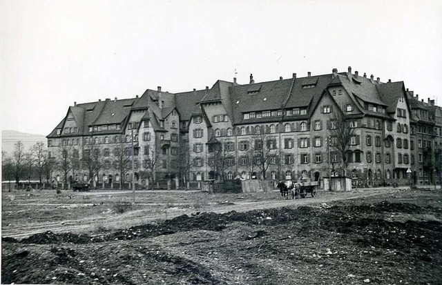 Die nrdliche Robert-Koch-Strae auf einem Foto, das um 1930 entstand.  | Foto: Stadtarchiv Freiburg, M 70 S 200/26/30