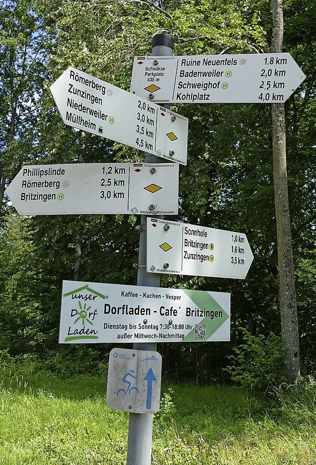Die Hinweisschilder stammen vom Schwarzwaldverein.   | Foto: Sophia Hesser