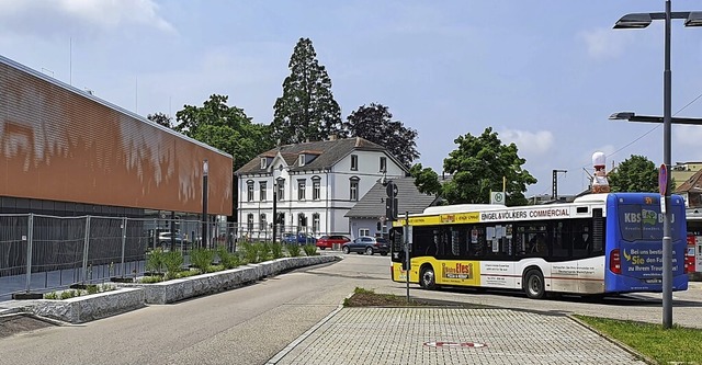 Der Brombacher Bahnhof &#8211; hier de...bilittsdrehscheibe ausgebaut  werden.  | Foto: Maja Tolsdorf