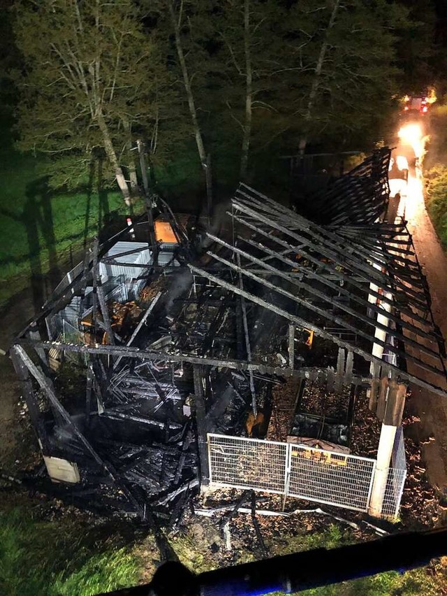 Im Mai 2019 ist der Drschischopf bei ..., nun soll er wieder aufgebaut werden.  | Foto: Feuerwehr Lrrach