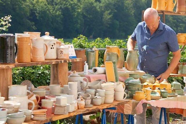 Fotos: Der Tpfer- und Knstlermarkt auf Schloss Beuggen lockt viele Besucher an