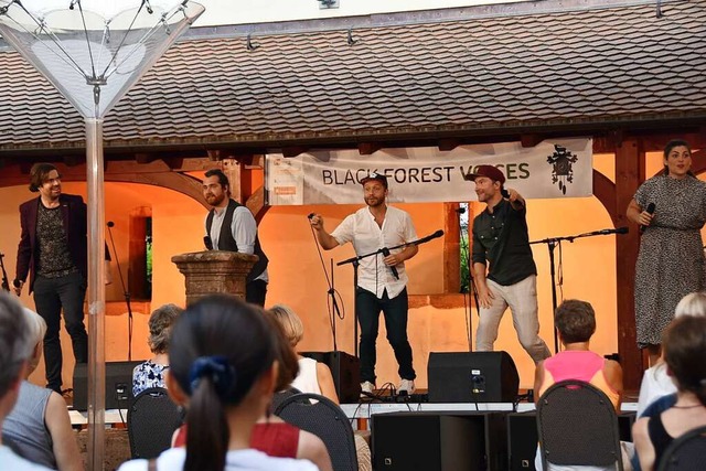 Beim Black Forest Voices Day: das Freiburger Ensemble Unduzo auf der Local Night  | Foto: Elke Kamprad