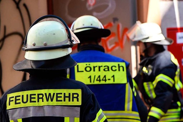 Gut zu tun hatte die Freiwillige Feuerwehr der Stadt Lrrach am  Dienstag.  | Foto: Jonas Hirt