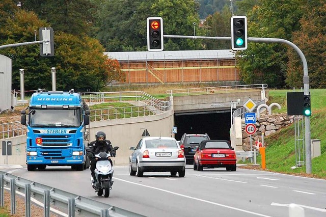 So flssig lief der Verkehr am Donners... Zollfreie Richtung Weil war gesperrt.  | Foto: Hannes Lauber