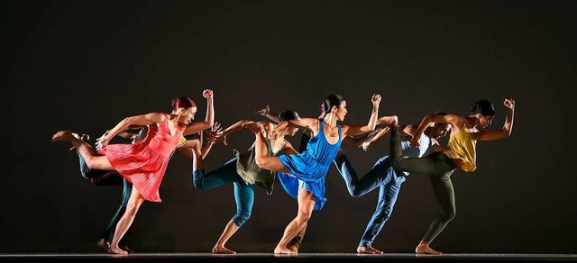 Die Jon Lehrer Dance Company wird mit ...20; im Januar im Burghof zu Gast sein.  | Foto: KIESHALIA STEPHENS