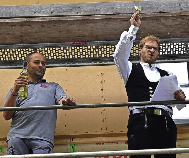 Karl Fuetsch und Stefan Mandler (recht...en Richtspruch frs Studentenwohnheim.  | Foto: Hrvoje Miloslavic