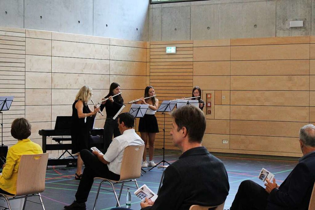 Für die musikalische Umrahmung sorgte die Musikschule Oberes Wiesental.  | Foto: Martin Klabund