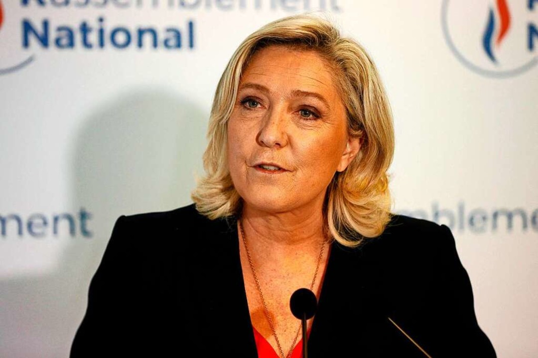 Muss sich nun vor der eigenen Partei rechtfertigen: Marine Le Pen  | Foto: GEOFFROY VAN DER HASSELT (AFP)