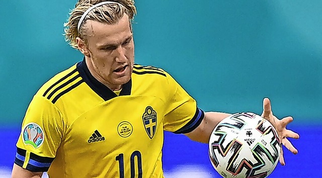 Sieht nur nach Handball aus: Emil Forsberg ist Schwedens Fuballhoffnung.  | Foto: KIRILL KUDRYAVTSEV (AFP)