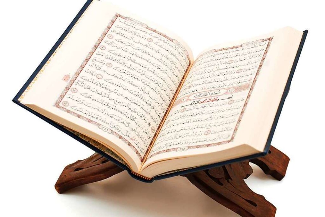 Ourghi plädiert für eine  historisch-kritische Lesart des Korans.  | Foto: Mahmoud Rahall (stock.adobe.com)