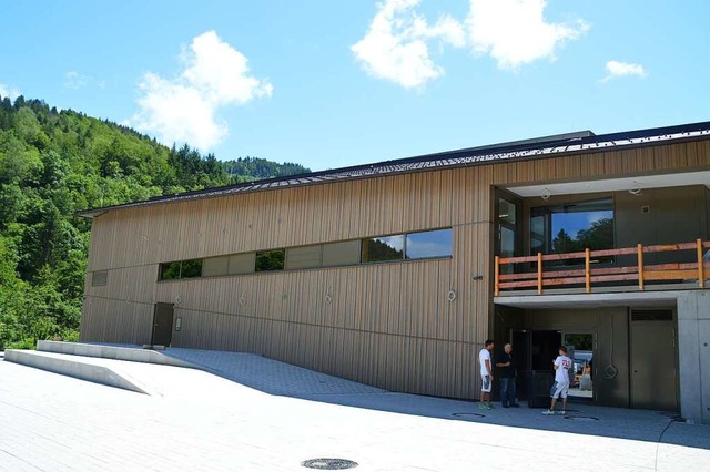 Die neue Halle in Schnau  | Foto: Edgar Steinfelder