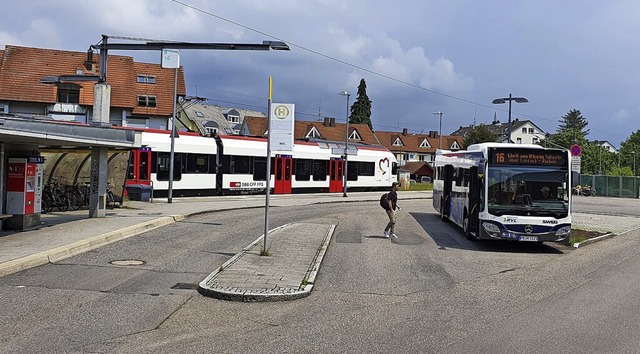 Der S-Bahn-Halt Brombach/Hauingen soll  Mobilittsdrehscheibe werden.  | Foto: Maja Tolsdorf