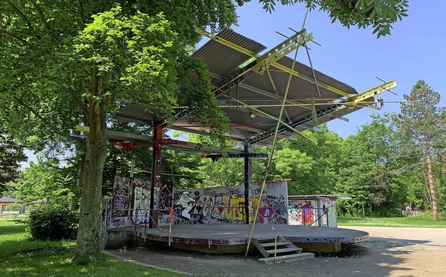 Kaum genutzt, auer von Graffiti-Spray...ndtreff: Musikpavillon im Brgerpark.   | Foto: Helmut Seller