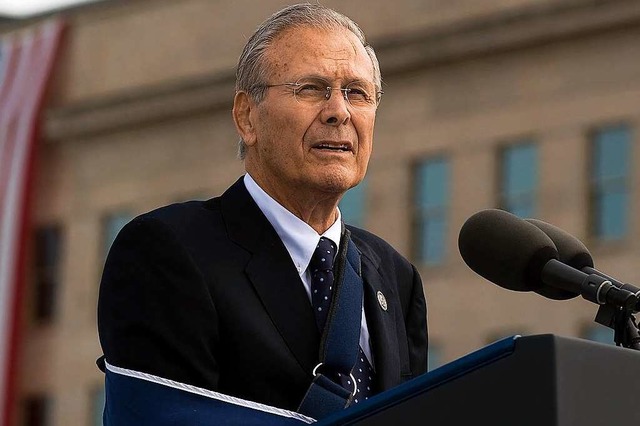 Donald Rumsfeld in einer Aufnahme aus dem Jahr 2008  | Foto: JIM WATSON (AFP)