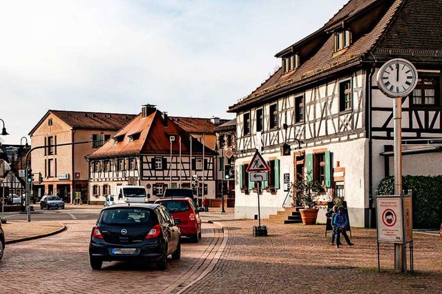 Will Gundelfingen den Autoverkehr redu...Nahverkehr attraktiver gemacht werden.  | Foto: Hubert Gemmert