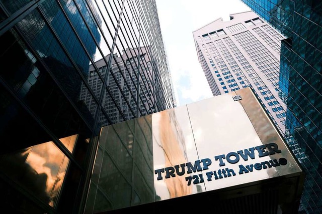 Nach jahrelangen Ermittlungen von der ...tiken der Trump-Organisation erwartet.  | Foto: SPENCER PLATT (AFP)