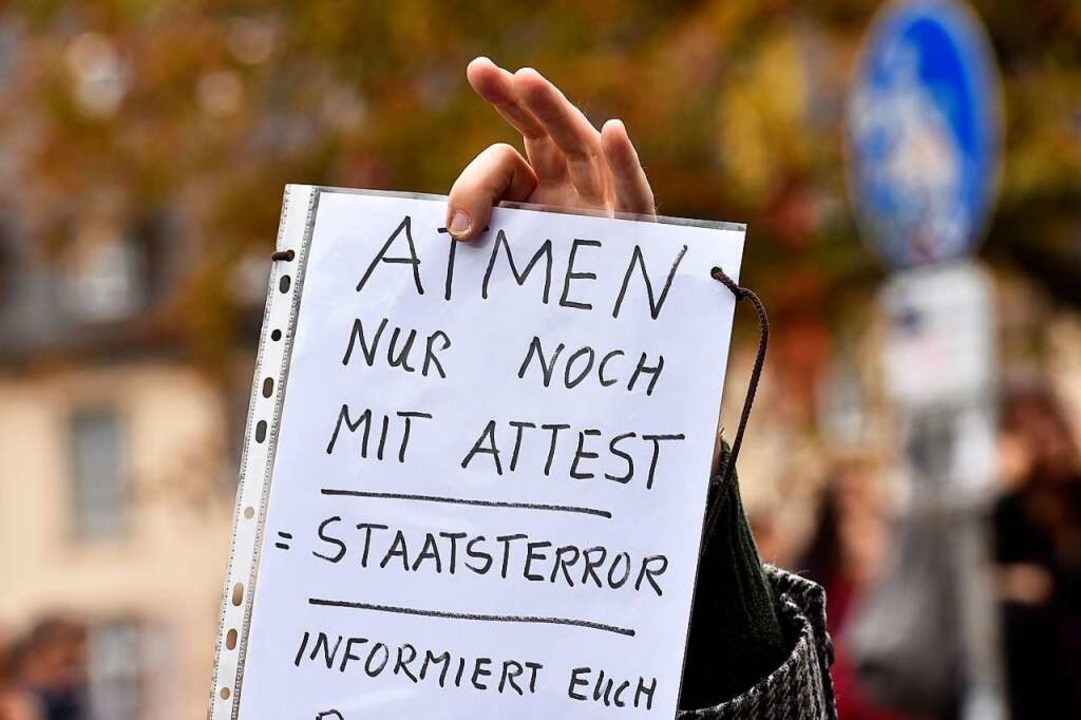 Ein Plakat auf einer Demonstration  | Foto: Thomas Kunz