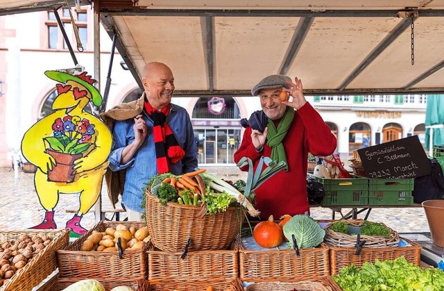 Hans-Albert Stechl (links) und Peter Gaymann auf dem Mnstermarkt  | Foto: Michael Spiegelhalter