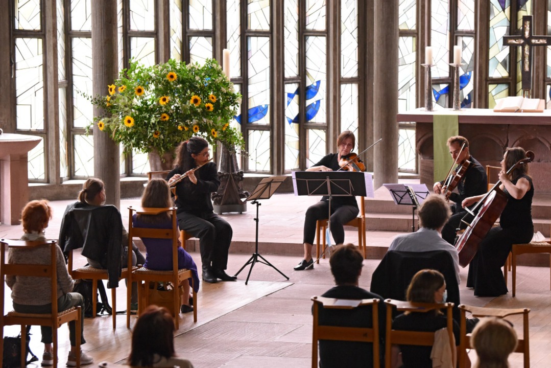 In der evangelischen Ludwigskirche spi...nachmittag ein Streichquartett Mozart.  | Foto: Rita Eggstein