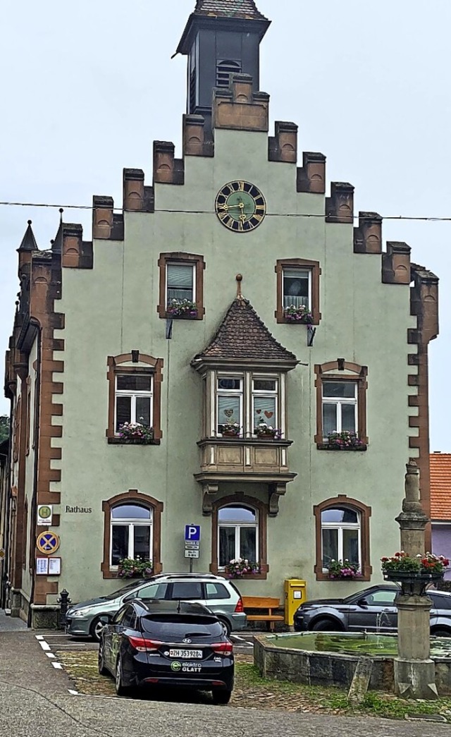 Der Architektenwettbewerb fr die Sani...ung des Rathauses in Sthlingen luft.  | Foto: Sandra Holzwrth