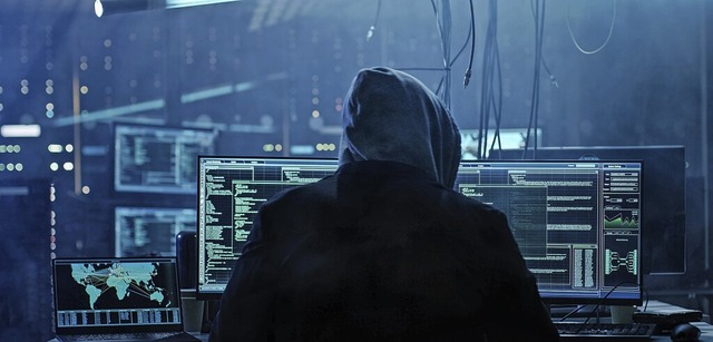Cyberkriminalitt ist eine echte Bedrohung fr die Wirtschaft.   | Foto: Gorodenkoff Productions OU