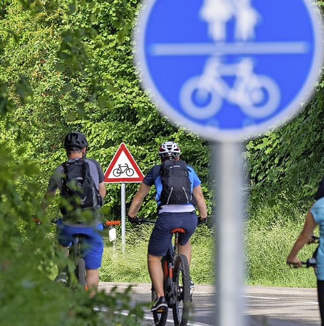 Rund ums Fahrradfahren geht es bei bei dem Wettbewerb.  | Foto: Stefan Puchner (dpa)