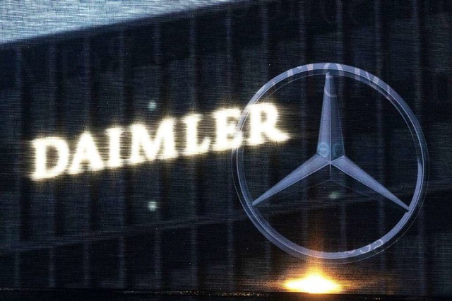 Verbraucherschtzer werfen Daimler ein...vor &#8211; und verklagen den Konzern.  | Foto: Marijan Murat (dpa)