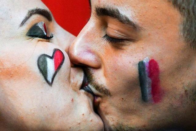 Italienische Fans feiern ausgelassen und friedlich im Kreis Lörrach