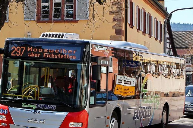 Der Busverkehr im Landkreis  soll neu ... in Eichstetten, ist dabei noch offen.  | Foto: Daniel Hengst