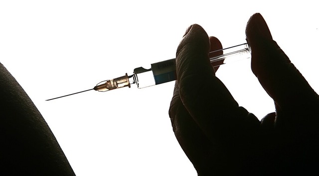 Impfungen gegen das Coronavirus schtzen zuverlssig vor schweren Erkrankungen.  | Foto: Ralf Hirschberger