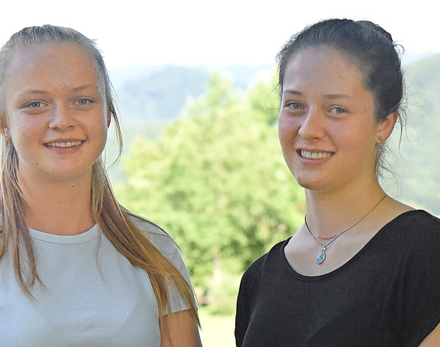 Julie Nbling und Lara Eckerle gehren...re neu gewhlten Jugendgemeinderat an.  | Foto: Markus Zimmermann