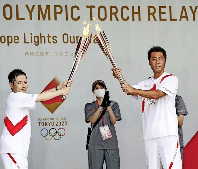 Die Flamme lodert, aber Olympia in Tokio wird nicht so sein wie frhere Spiele.   | Foto: --- (dpa)