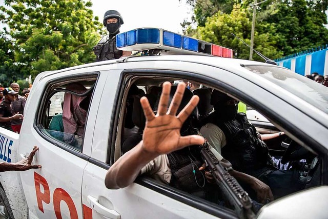 Haiti kann strategisch wichtige Orte a...um militrische Hilfe aus dem Ausland.  | Foto: VALERIE BAERISWYL (AFP)