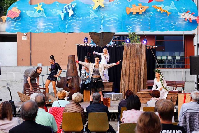 Eine Szene aus dem Theaterstck &#8222;Die Rheintchter&#8220;  | Foto: Erika Sieberts