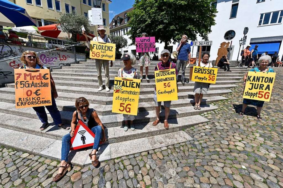 Die Aktivisten auf dem Augustinerplatz.  | Foto: Thomas Kunz