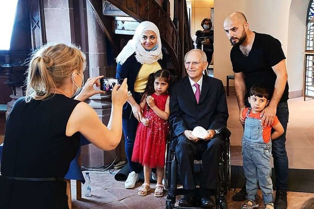 Ola Koulagha aus Syrien, die mit ihrem...heit an einer der tdlichsten Grenzen.  | Foto: Ralf Burgmaier