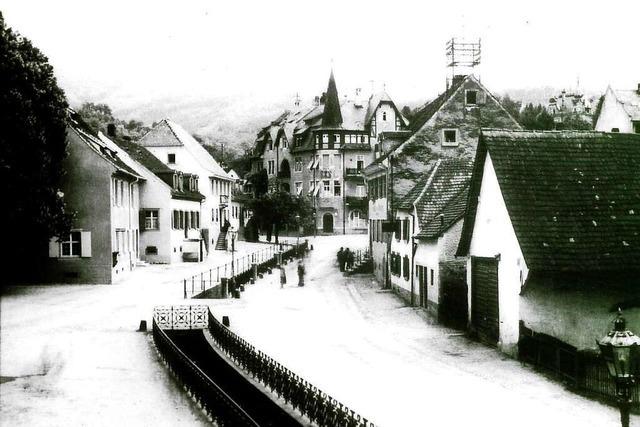 Seit Jahrhunderten prgt der Glasbach das Ortsbild von Freiburg-Herdern