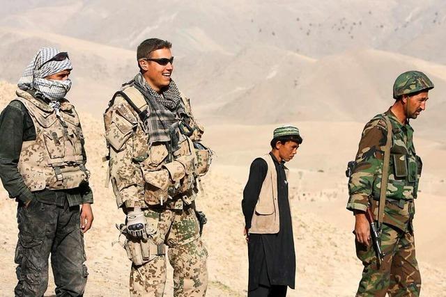Bundeswehrsoldat sammelt Spenden fr afghanische Ortskrfte