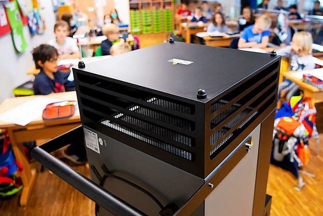 Wie wichtig sind Luftreiniger in Klassenzimmern?  | Foto: Sven Hoppe (dpa)