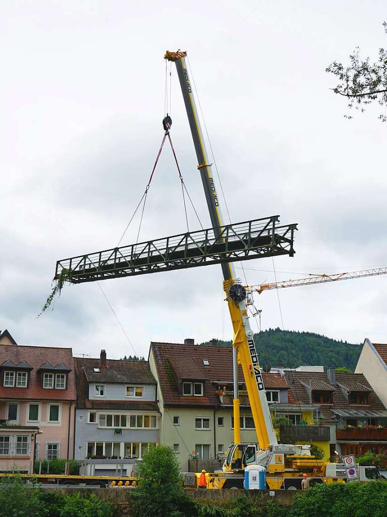 Der Jnglingssteg hebt ab.