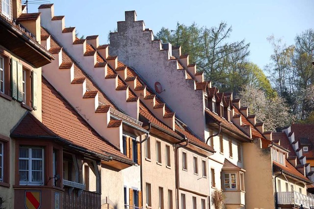 Zinnengiebel waren eine Folge des  Stadtbrands in der Lffinger Innenstadt.  | Foto: Wunderle Martin