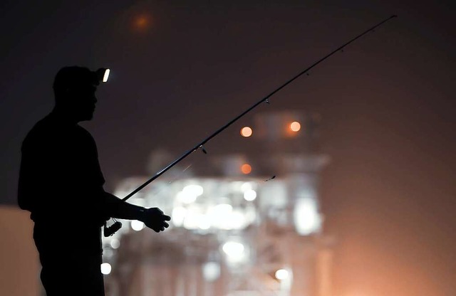 Nachts angeln &#8211; das wird bald f...-wrttembergische Angler mglich sein.  | Foto: shahjehan shah/EyeEm, stock.adobe.com