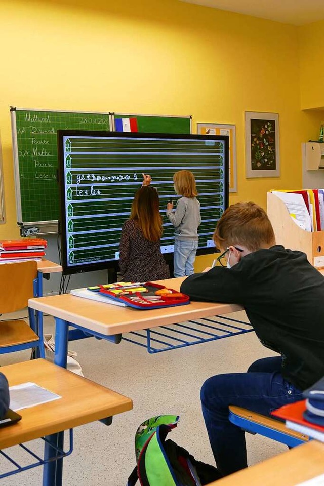 Gehrt fr die Grundschler in Merding...ch zum Schulalltag: die digitale Tafel  | Foto: Silke Kohlmann